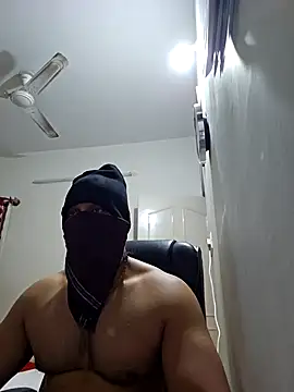 Snapshot of kaizercool1 chatting on 02-07-25, 03:23 kaizercool1 online show from 02-07-25, 03:23