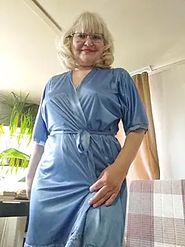 IrmaRose online show from 04-30-26, 05:03