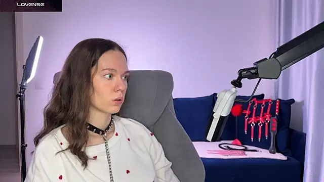 DivineBite online show from 12-18-25, 02:23