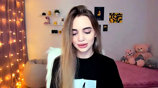 Snapshot of aPieceOfJoy chatting on 12-24-24, 09:22 aPieceOfJoy online show from 12-24-24, 09:22