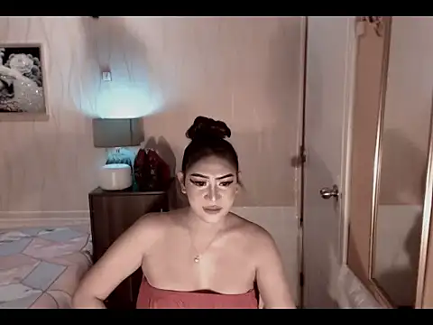 Biancafoxie online show from 12-20-25, 10:22