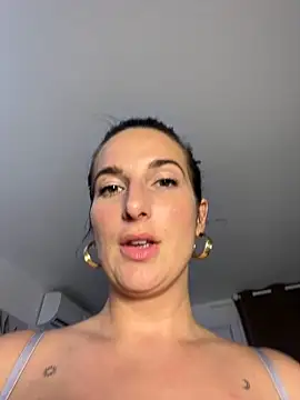 Snapshot of Thescorpionfr chatting on 01-20-25, 11:21 Thescorpionfr online show from 01-20-25, 11:21