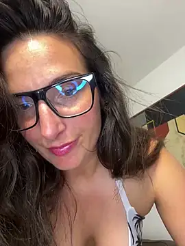 Snapshot of Thescorpionfr chatting on 03-03-25, 07:49 Thescorpionfr online show from 03-03-25, 07:49