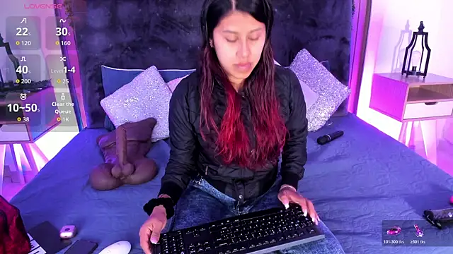 Karlagonzales  online show from 11-06-25, 09:43