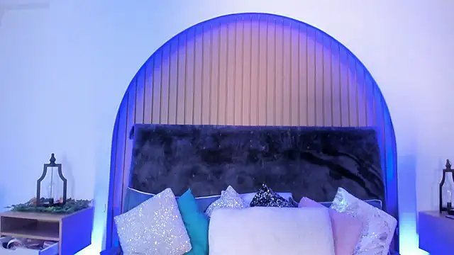 Karlagonzales  online show from 04-16-26, 07:36