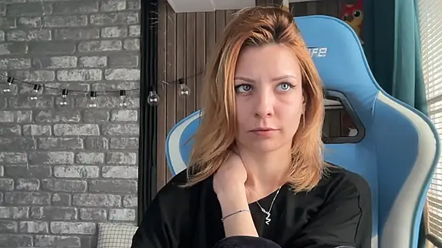 karo123421 online show from 02-21-26, 06:58