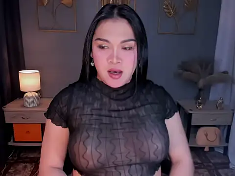 Snapshot of MaxeneCullens chatting on 09-10-25, 07:30 MaxeneCullens online show from 09-10-25, 07:30