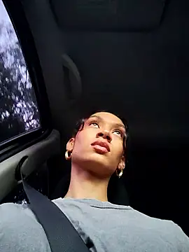 Leaberry online show from 11-08-25, 09:46