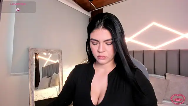 Veronicalanx1 online show from 04-10-26, 11:37