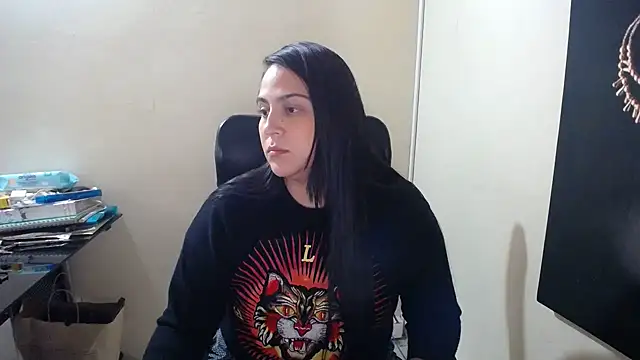 Snapshot of kendall_52 chatting on 02-13-25, 02:09 kendall 52 online show from 02-13-25, 02:09