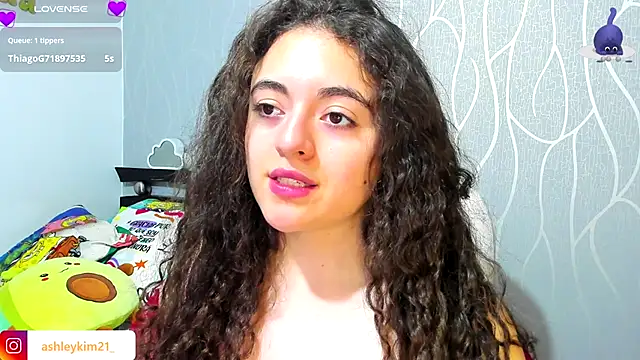 Snapshot of AshleyKim_ chatting on 11-10-25, 11:48 AshleyKim online show from 11-10-25, 11:48