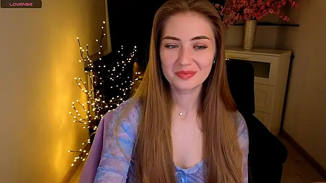 Snapshot of Adelyna_Bird chatting on 05-10-26, 06:40 Adelyna Bird online show from 05-10-26, 06:40