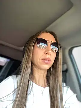 EvaCatt online show from 03-16-25, 06:20