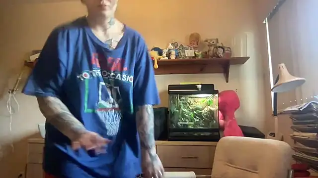 SweetMaisie online show from 04-17-26, 05:27