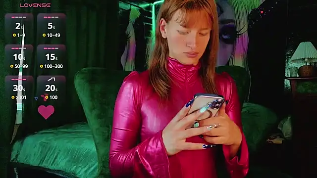 Summer XO online show from 04-10-26, 10:25