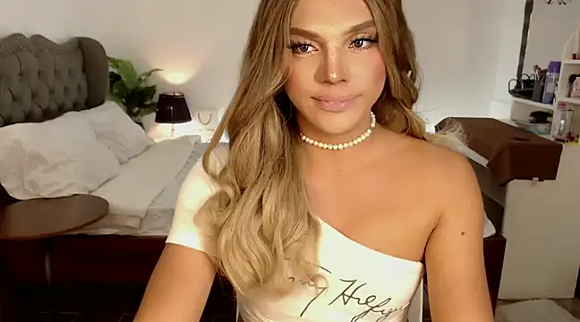 liaa lurrecams online show from 12-10-24, 03:55