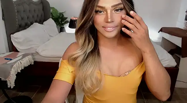 liaa lurrecams online show from 01-21-25, 09:46