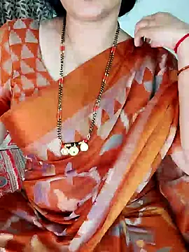 Snapshot of Indian_desi_wife chatting on 02-28-25, 05:15 Indian desi wife online show from 02-28-25, 05:15