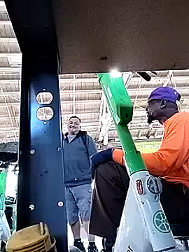 Daddy hook online show from 12-18-24, 09:29