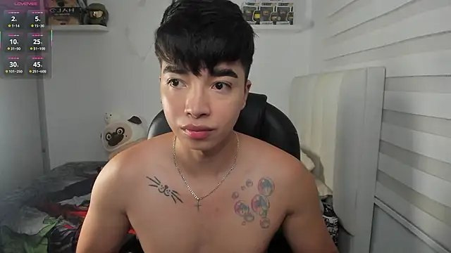 santy7v7 online show from 02-18-26, 01:29