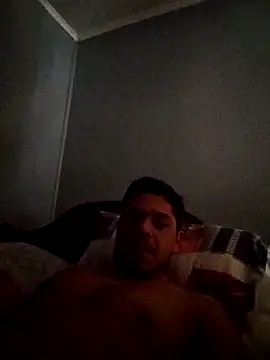 Snapshot of 12pf chatting on 02-20-26, 01:33 12pf online show from 02-20-26, 01:33