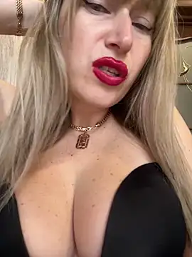 Kittenforyou online show from 03-27-26, 01:33