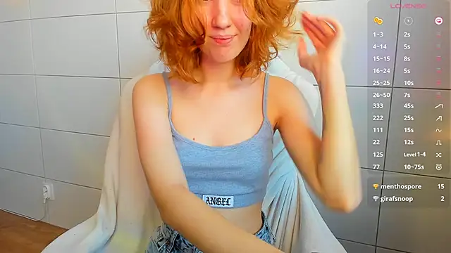 Snapshot of Ooooooli chatting on 01-04-25, 11:33 Ooooooli online show from 01-04-25, 11:33