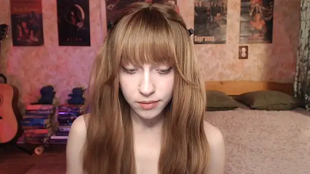 Snapshot of Friendly_Ellie chatting on 02-28-26, 01:28 Friendly Ellie online show from 02-28-26, 01:28