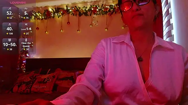 Snapshot of ISABEEL_SOFIA01 chatting on 01-08-26, 12:29 ISABEEL SOFIA01 online show from 01-08-26, 12:29