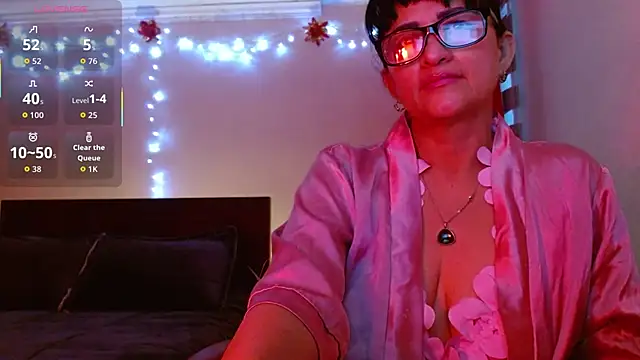 Snapshot of ISABEEL_SOFIA01 chatting on 01-11-26, 11:04 ISABEEL SOFIA01 online show from 01-11-26, 11:04