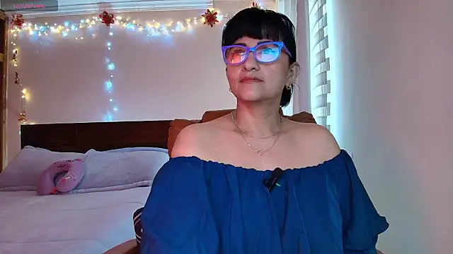 Snapshot of ISABEEL_SOFIA01 chatting on 02-28-26, 12:50 ISABEEL SOFIA01 online show from 02-28-26, 12:50