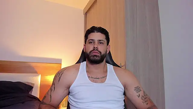 Justyn Torres online show from 03-10-25, 09:18