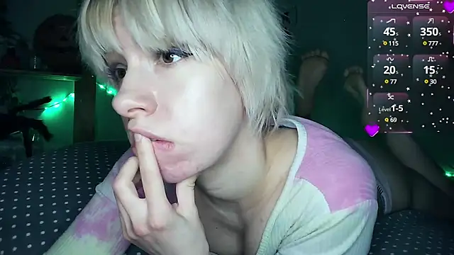 Snapshot of cruellagoth666 chatting on 12-06-24, 05:44 cruellagoth666 online show from 12-06-24, 05:44