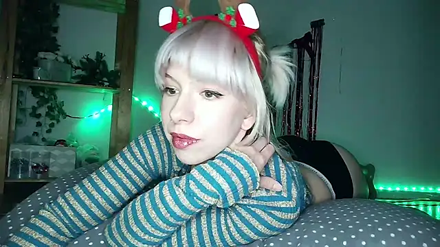 Snapshot of cruellagoth666 chatting on 12-22-24, 01:11 cruellagoth666 online show from 12-22-24, 01:11