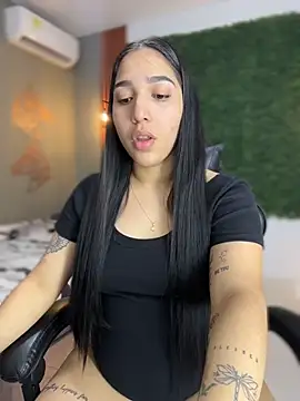 Amandanauty online show from 04-04-26, 05:16