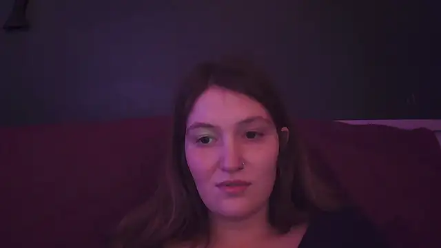 Snapshot of Angelk43 chatting on 01-08-26, 06:59 Angelk43 online show from 01-08-26, 06:59