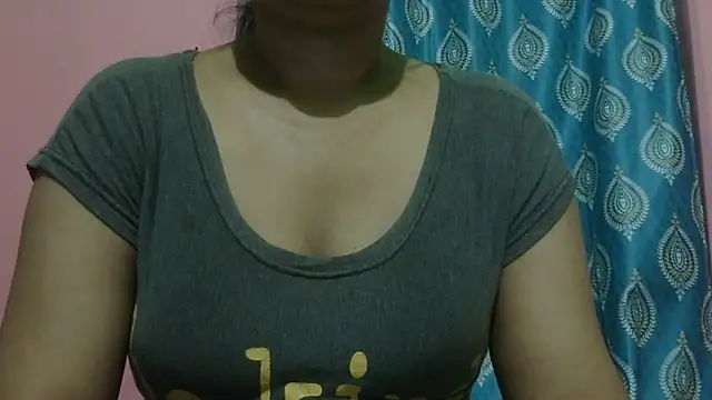Snapshot of AVNI09- chatting on 07-08-26, 11:48 AVNI09- online show from 07-08-26, 11:48