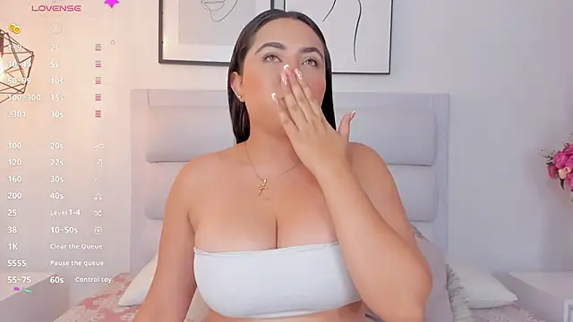 dulcepatersson1  online show from 02-08-25, 02:36