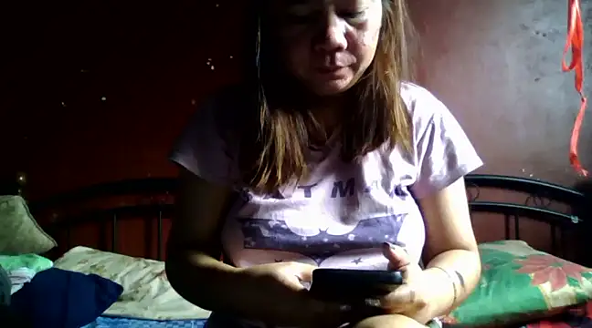 Snapshot of yummyclits4uxxx chatting on 01-04-25, 02:14 yummyclits4uxxx online show from 01-04-25, 02:14