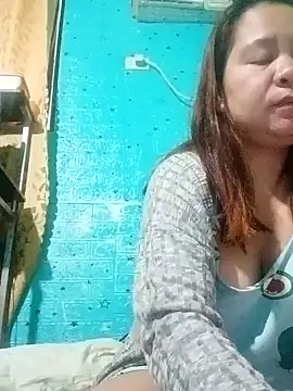 Snapshot of yummyclits4uxxx chatting on 02-07-25, 12:09 yummyclits4uxxx online show from 02-07-25, 12:09