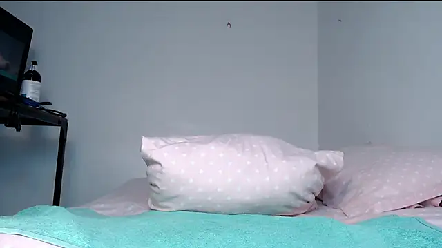 karolgirl-1 online show from 03-28-26, 10:37