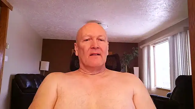 Snapshot of BasicAnt chatting on 02-06-26, 04:10 BasicAnt online show from 02-06-26, 04:10