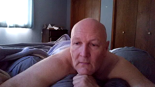 Snapshot of BasicAnt chatting on 02-19-26, 02:46 BasicAnt online show from 02-19-26, 02:46