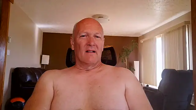 Snapshot of BasicAnt chatting on 06-09-26, 03:01 BasicAnt online show from 06-09-26, 03:01