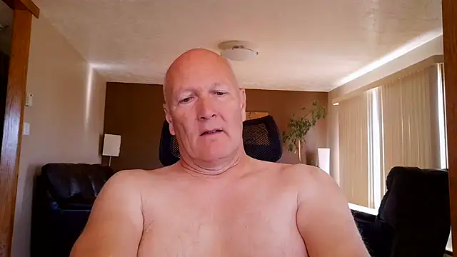 Snapshot of BasicAnt chatting on 07-15-26, 02:55 BasicAnt online show from 07-15-26, 02:55
