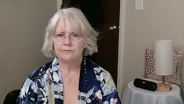 Kaitlyn Winters online show from 01-15-25, 07:12