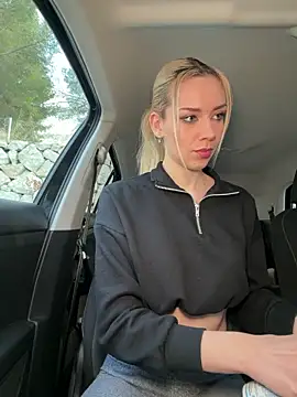 Snapshot of HopeHeaven chatting on 01-06-26, 04:00 HopeHeaven online show from 01-06-26, 04:00