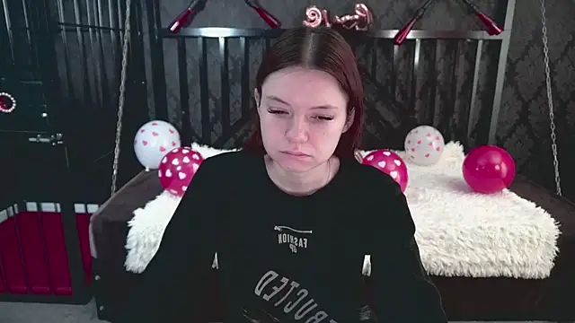 Snapshot of MaRich_Ka chatting on 02-05-26, 07:13 MaRich Ka online show from 02-05-26, 07:13