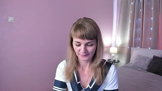 annasimonsj online show from 05-25-26, 01:00