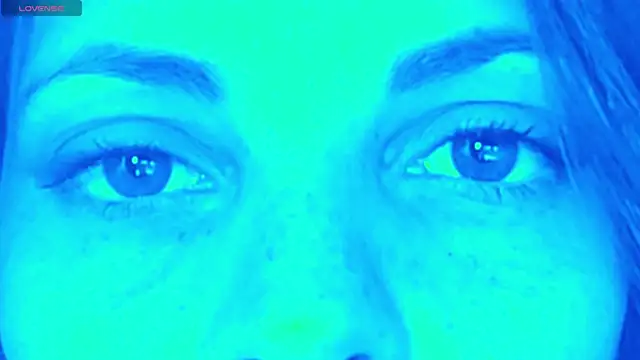 LanaCorona online show from 04-18-26, 11:25